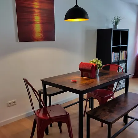 Altstadtwohnung Modern Red * Landsberg am Lech