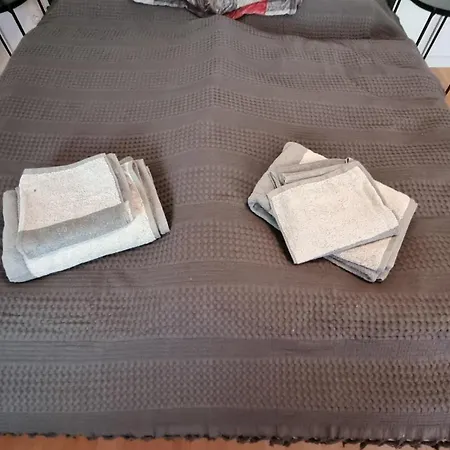 Altstadtwohnung Modern Red Landsberg am Lech