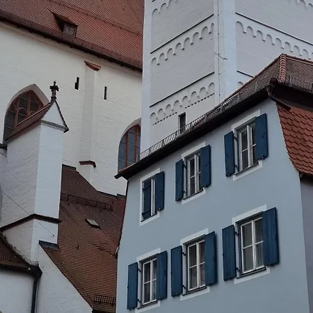 Lejlighed Altstadtwohnung Modern Red