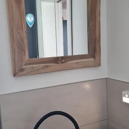 Altstadtwohnung Modern Red Lejlighed Landsberg am Lech