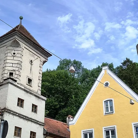 Altstadtwohnung Modern Red Landsberg am Lech
